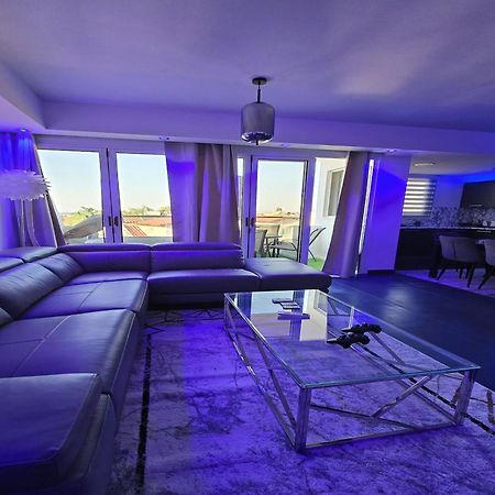 Golden Bay Deluxe Holiday Apartment Protaras Bagian luar foto