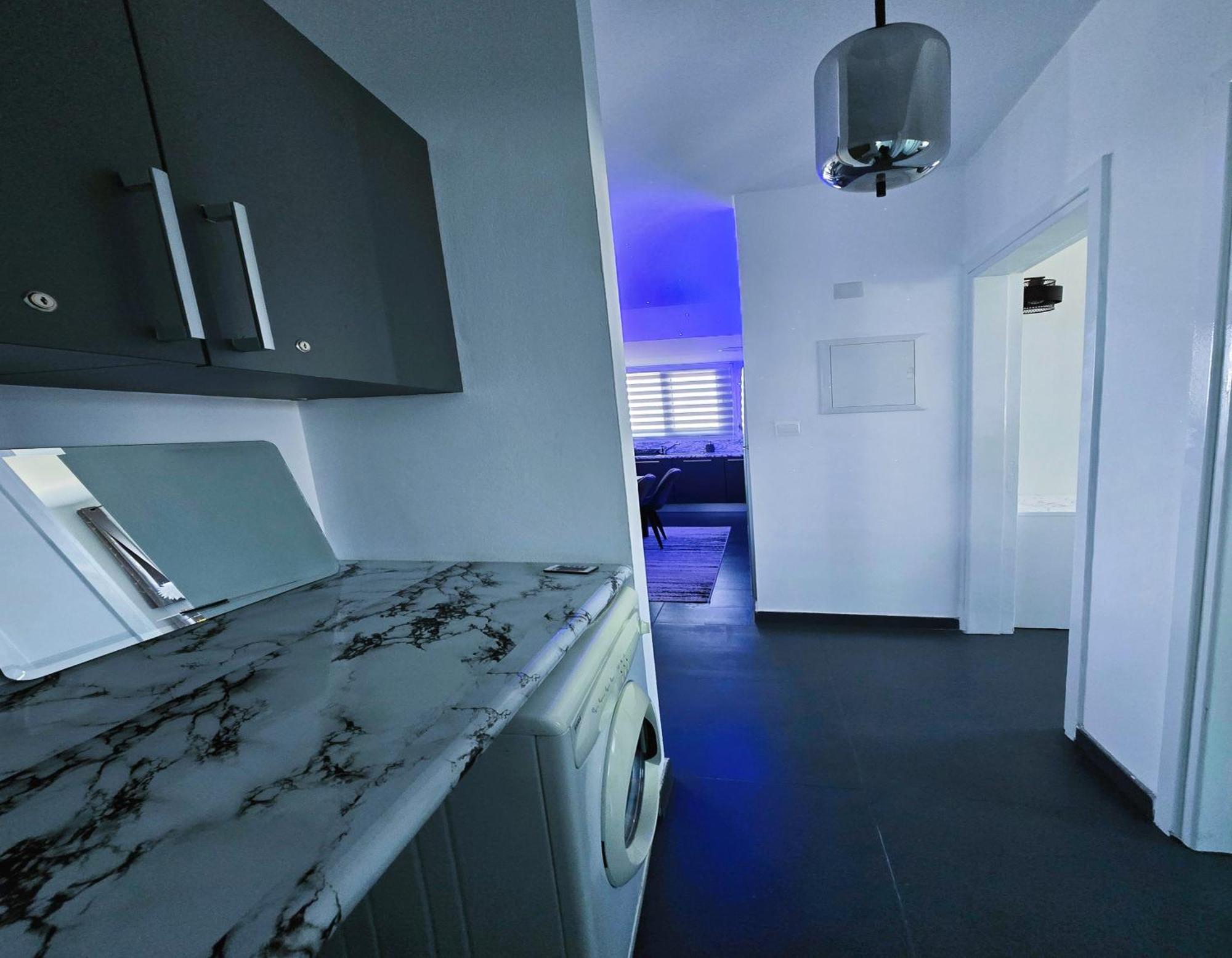 Golden Bay Deluxe Holiday Apartment Protaras Bagian luar foto