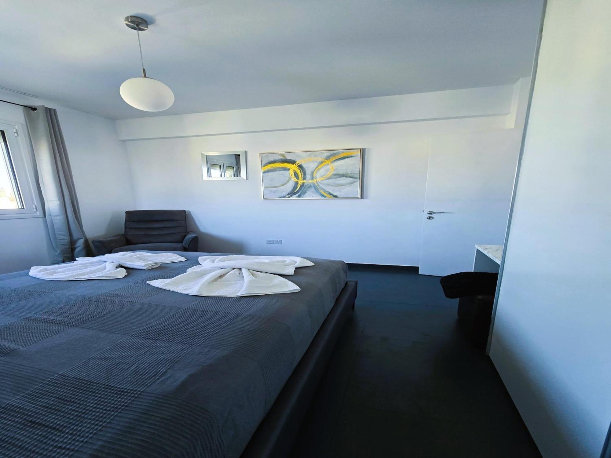 Golden Bay Deluxe Holiday Apartment Protaras Bagian luar foto
